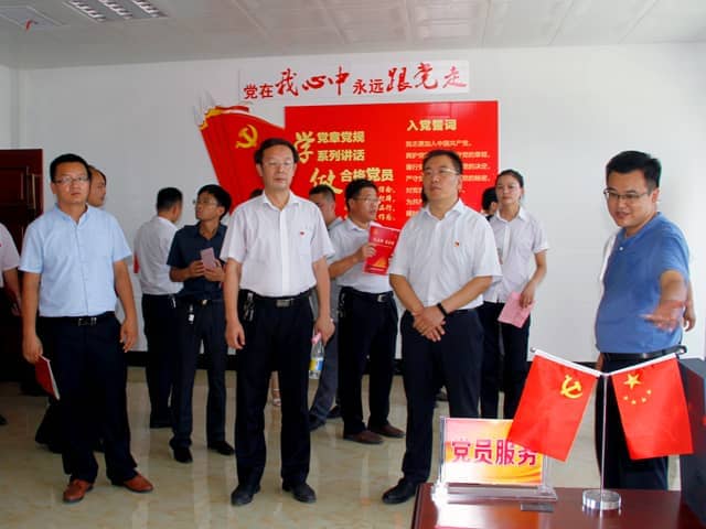 梁山縣委常委、組織部部長(zhǎng)王建一行蒞臨天意機(jī)械調(diào)研